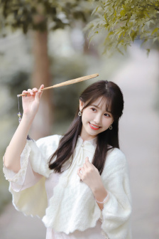 车震门大胸女小游戏